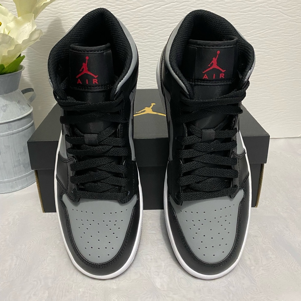 Nike Air Jordan 1 mid men’s